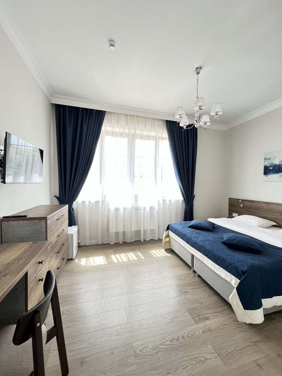 Двухместный (Двухместный номер с двуспальной кроватью (2 номер)) мини-отеля Руссо Туристо, Дербент
