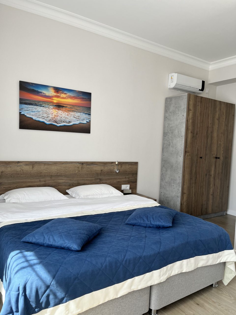 Двухместный (Двухместный номер с двуспальной кроватью (4 номер)) мини-отеля Руссо Туристо, Дербент