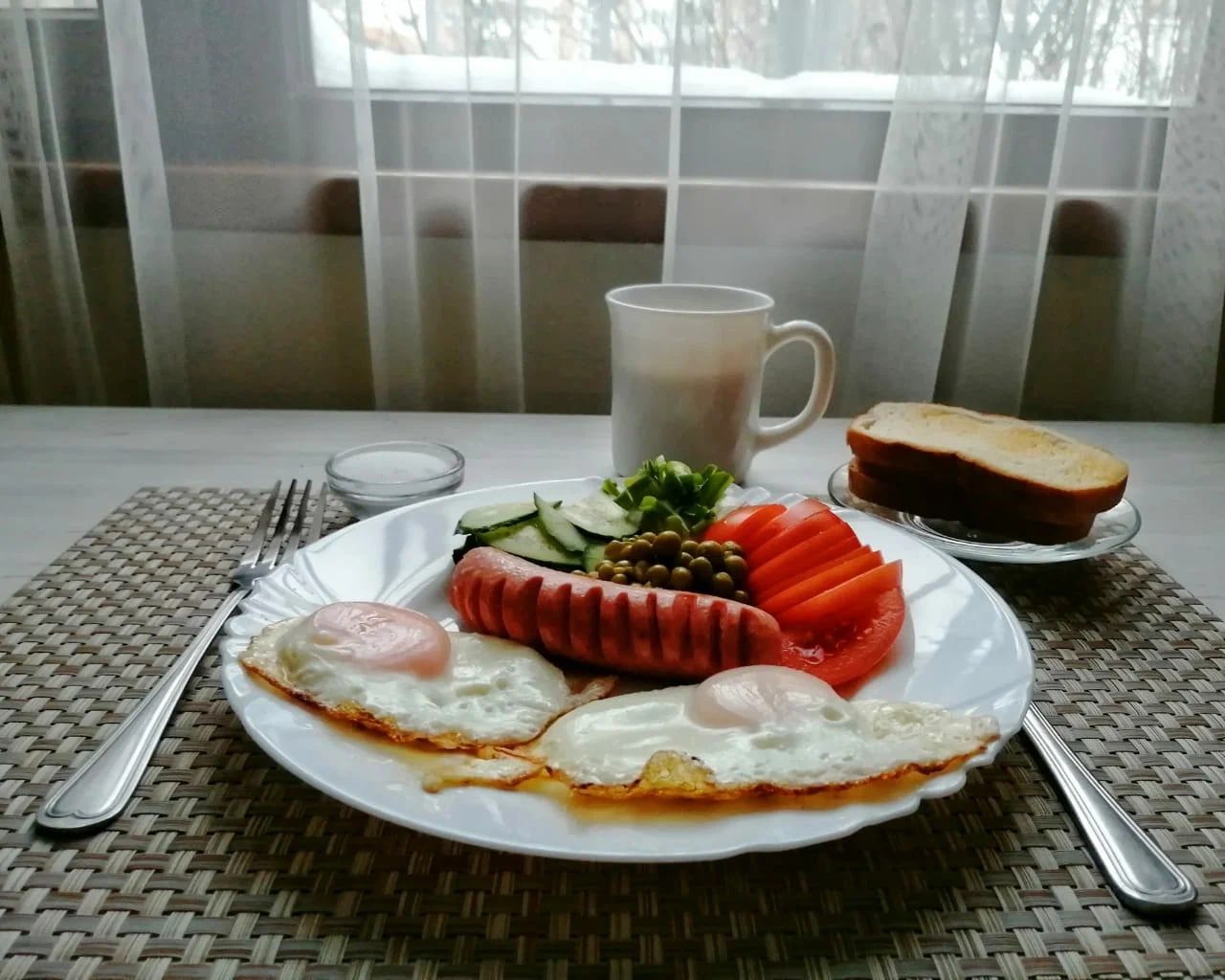 Завтрак, Гостиница Семейный отель