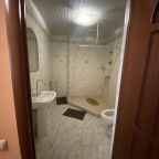 Люкс, Гостиница Золотая гора