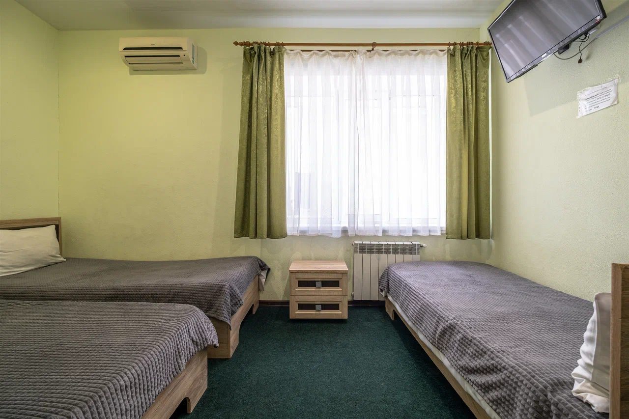Трехместный (С Тремя отдельными кроватями), Отель Лайм