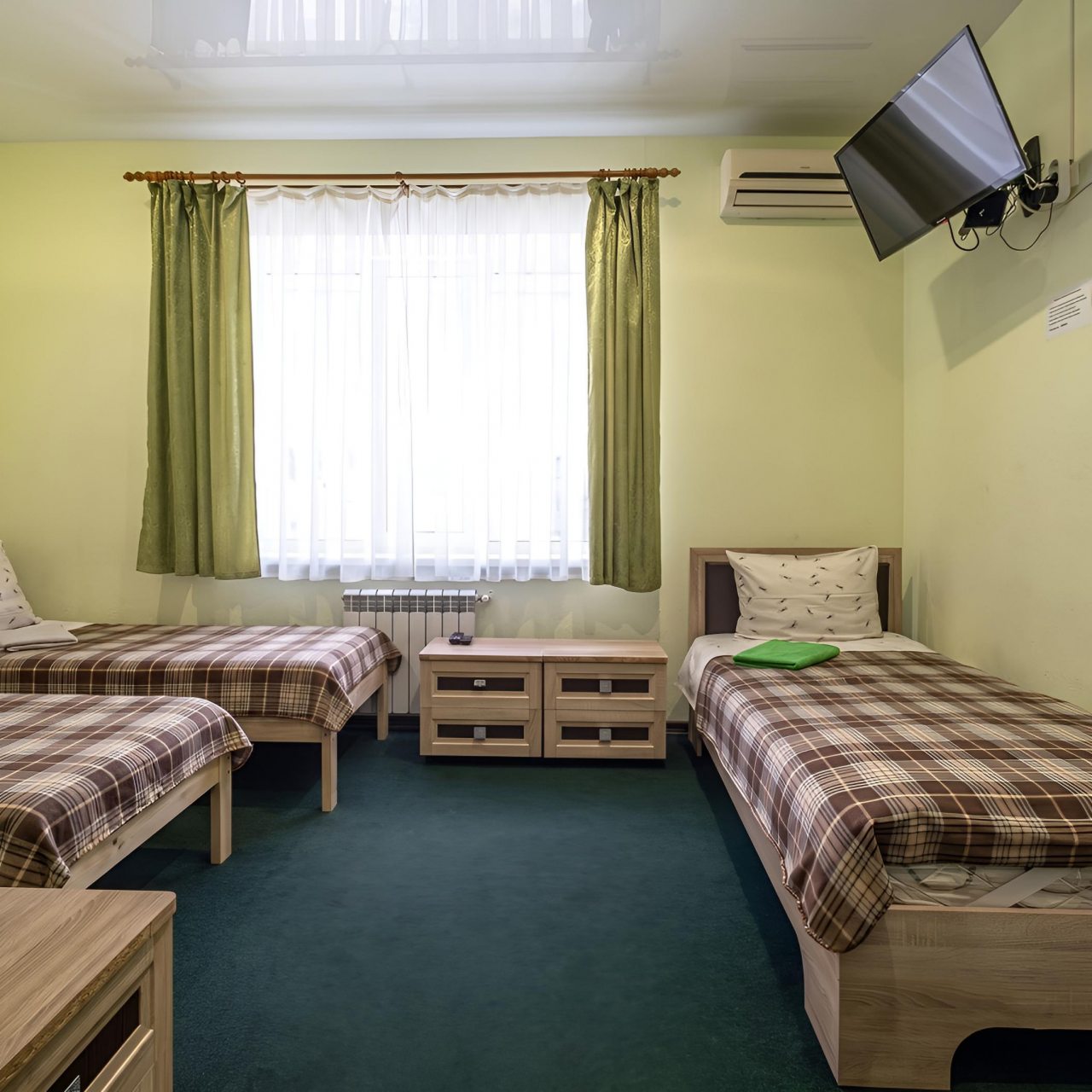 Пятиместный (Пятиместный), Отель Лайм