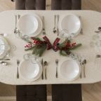 Обеденный стол