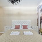 Двуспальная кровать