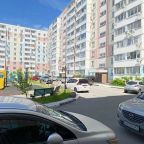 Парковка и детская площадка