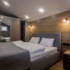Люкс (Апартаменты 3-х комнатный с балконом), Гостевой дом 4Rest