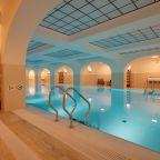 Бассейн, Отель RODINA Grand Hotel & SPA Irkutsk