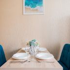 обеденный стол