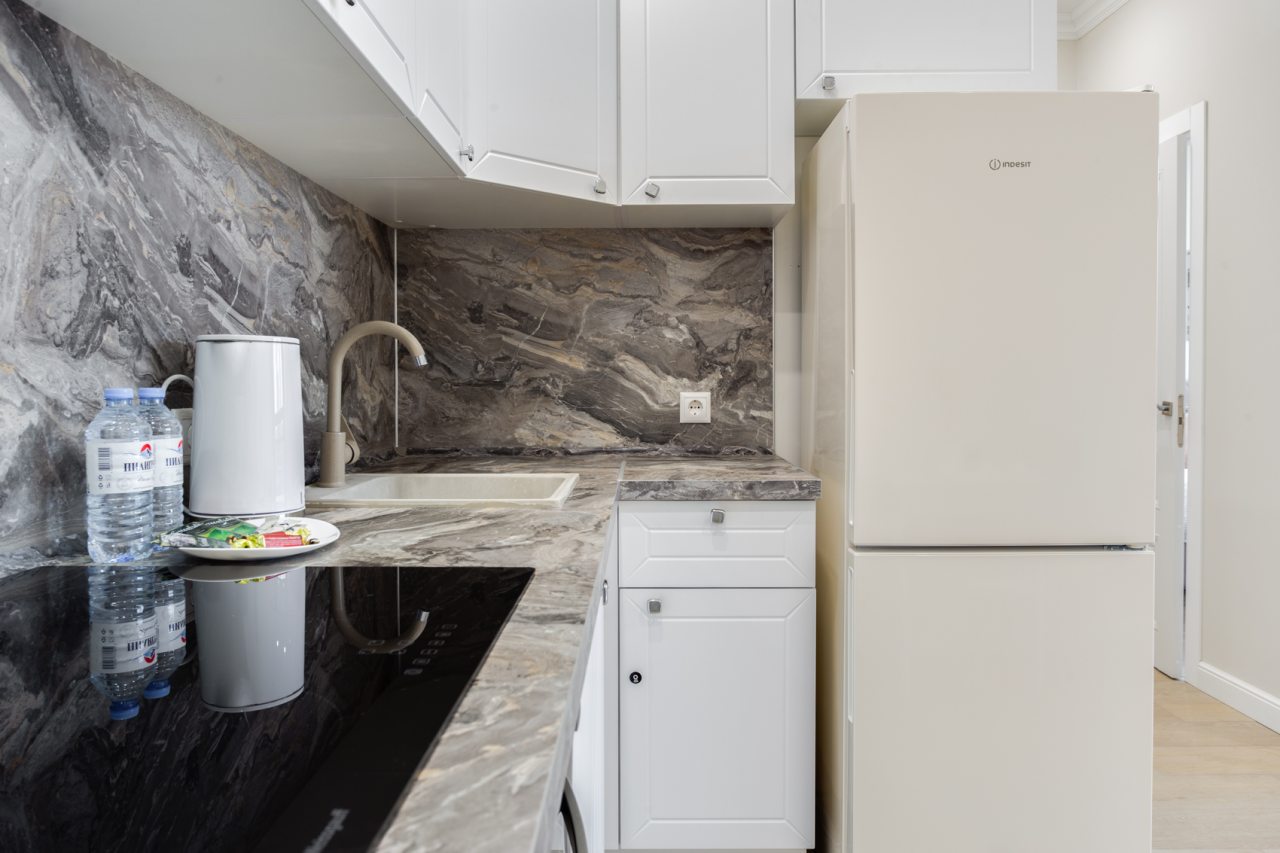 Апартаменты (Квартира  1-к., 45 м², 3/12 эт.), Апартаменты Роскошные 1-к апартаменты (евродвушка)