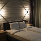 Коттедж (Фэмили), База отдыха Forest Cottage