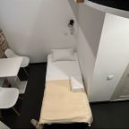 Трёхместный и более (Трехместный с двуспальной и раскладной кроватью), Отель Лофт на Крымской