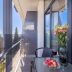 Боковой вид на море