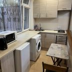 Дом (В парке им. Фрунзе), Меблированные комнаты У Дмитрия