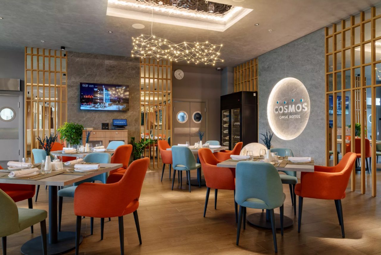 Ресторан Space by Cosmos, Отель Cosmos Omsk Hotel