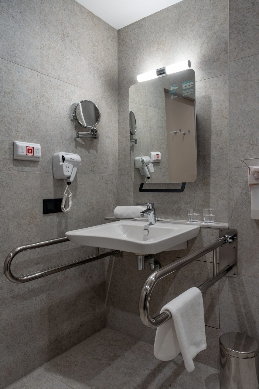 Двухместный (Стандарт для маломобильных групп населения), Отель Cosmos Omsk Hotel