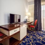 Двухместный (Deluxe Double or Twin Room with Balcony), Отель Royal Plaza by Stellar Hotels, Yerevan