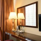 Двухместный (Junior Suite with Balcony), Отель Royal Plaza by Stellar Hotels, Yerevan