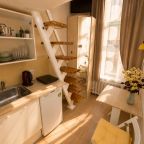 Двухместный (Апартаменты с кухней и видом во двор (номер 7)), Апартаменты ROOMSTAY Садовая
