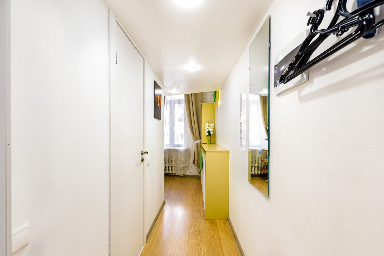 Трехместный (Апартаменты с видом на город (номер 4)), Апартаменты ROOMSTAY Садовая