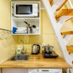 Трехместный (Апартаменты с видом на город (номер 4)), Апартаменты ROOMSTAY Садовая