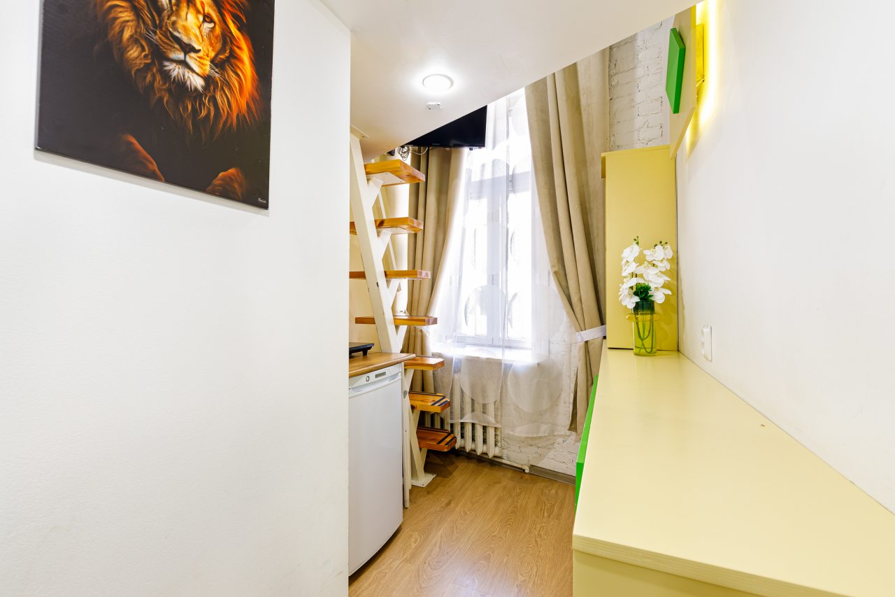 Трехместный (Апартаменты с видом на город (номер 4)), Апартаменты ROOMSTAY Садовая