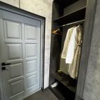 Трёхместный и более (Номер Комфорт с двумя односпальными кроватями), Отель Парадайс
