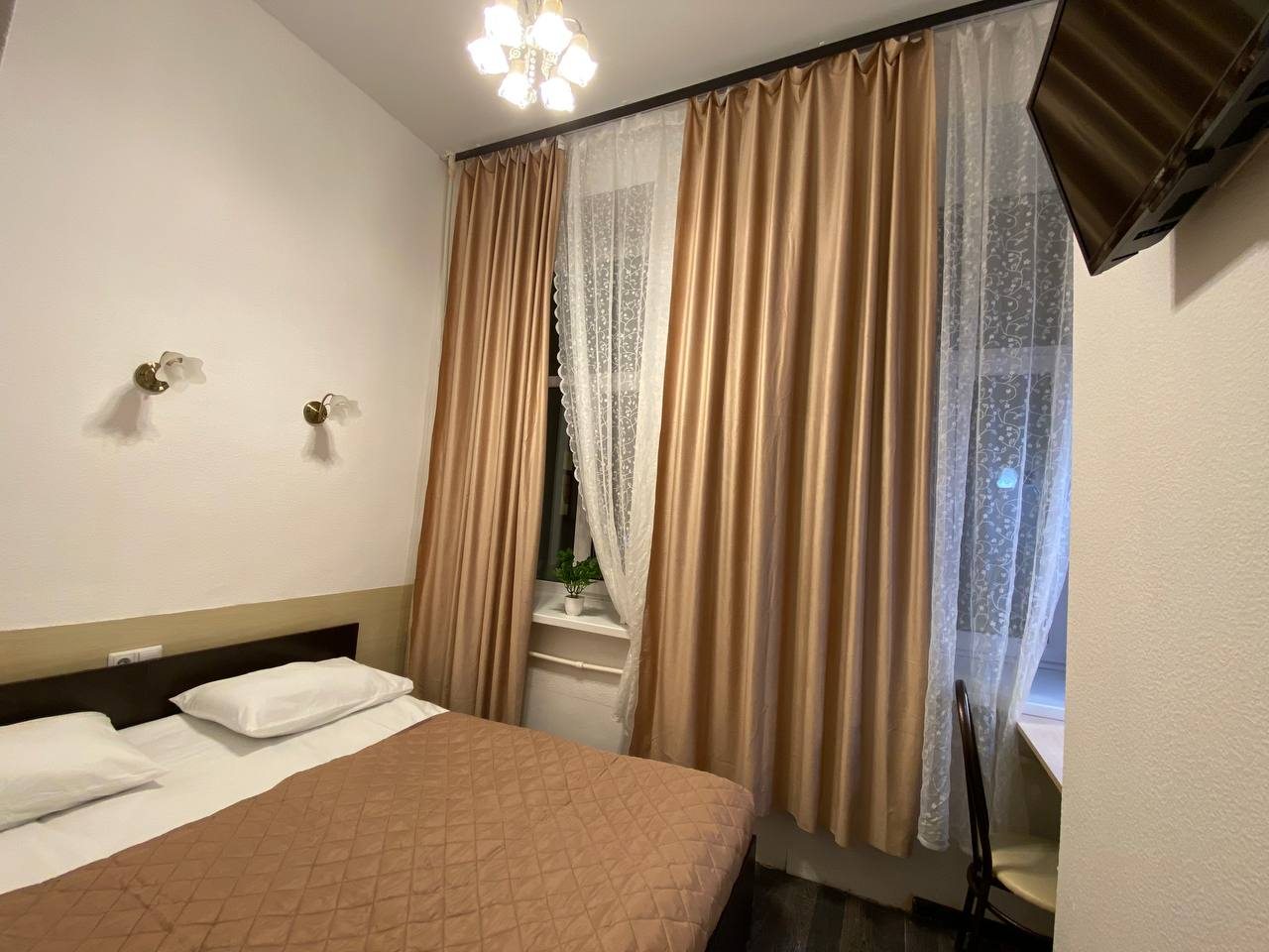 Двухместный (Двухместный номер с 1 двуспальной кроватью №1,2) гостевого дома Boho Nevsky 132 Hotel, Санкт-Петербург