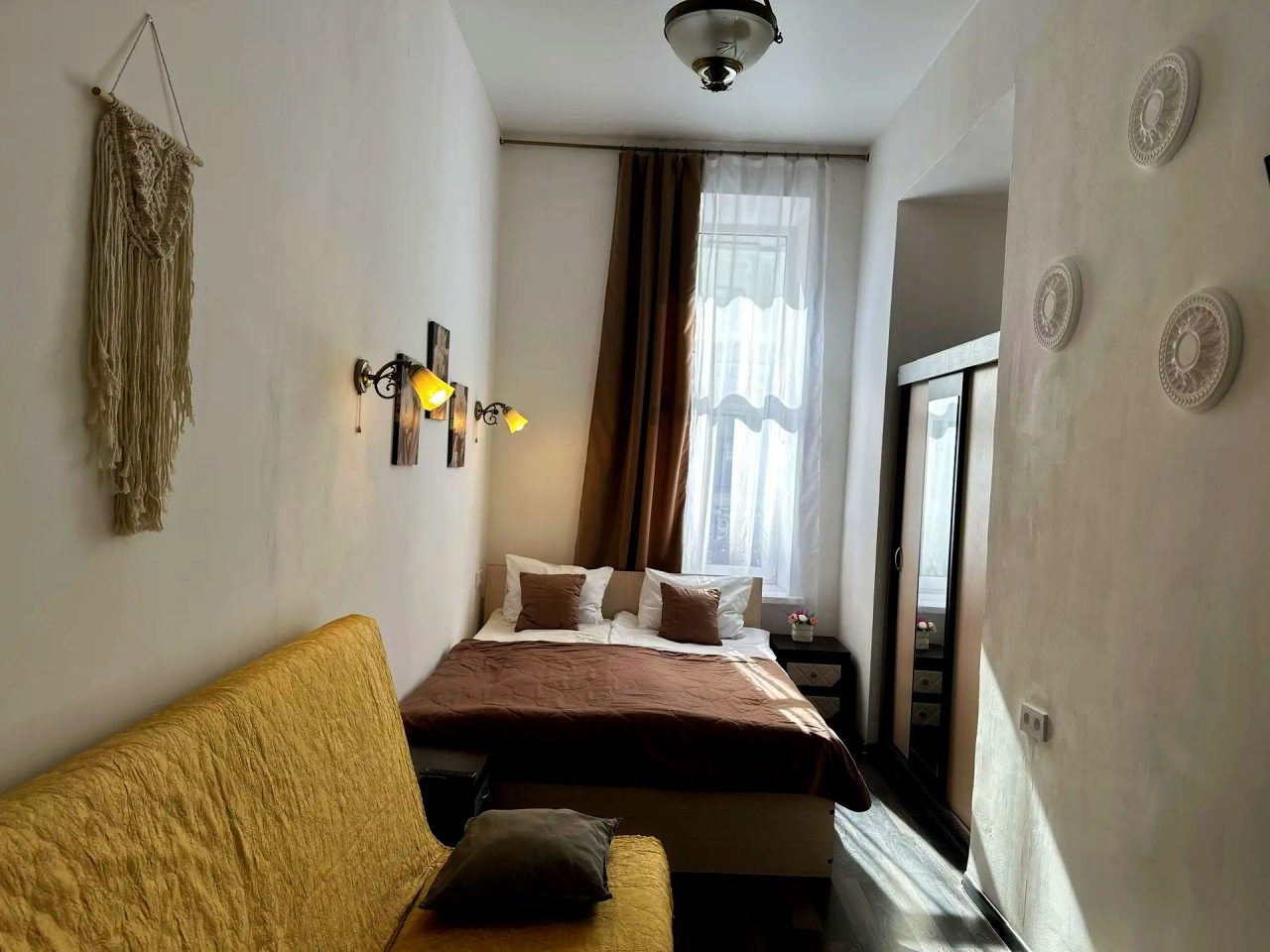 Семейный (Номер с видом на Невский проспект №6), Гостевой дом Boho Nevsky 132 Hotel