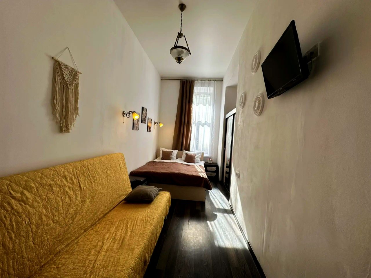 Семейный (Номер с видом на Невский проспект №6), Гостевой дом Boho Nevsky 132 Hotel