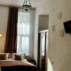 Семейный (Номер с видом на Невский проспект №6), Гостевой дом Boho Nevsky 132 Hotel