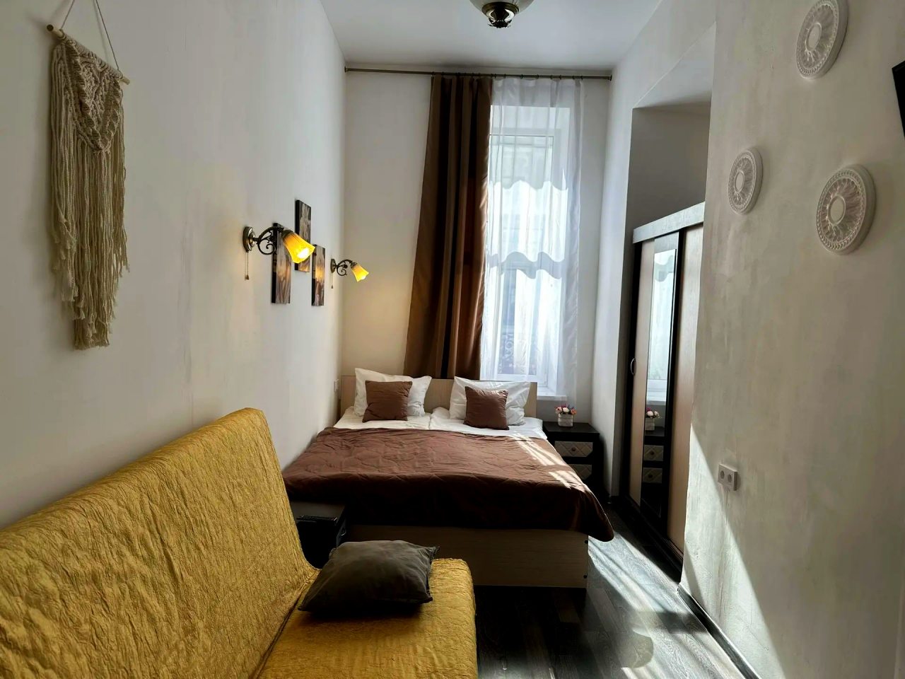 Семейный (Номер с видом на Невский проспект №6), Гостевой дом Boho Nevsky 132 Hotel