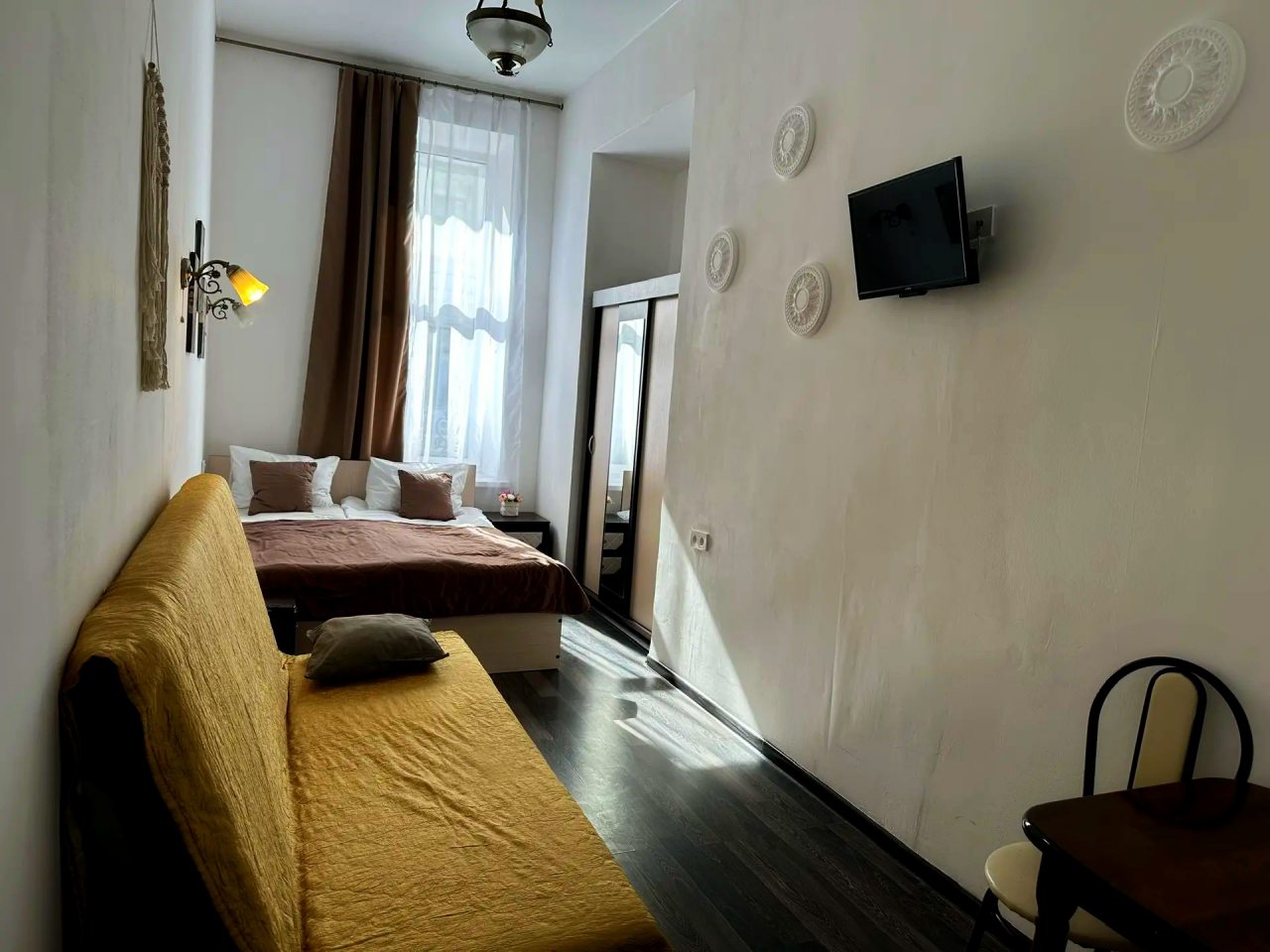 Семейный (Номер с видом на Невский проспект №6), Гостевой дом Boho Nevsky 132 Hotel