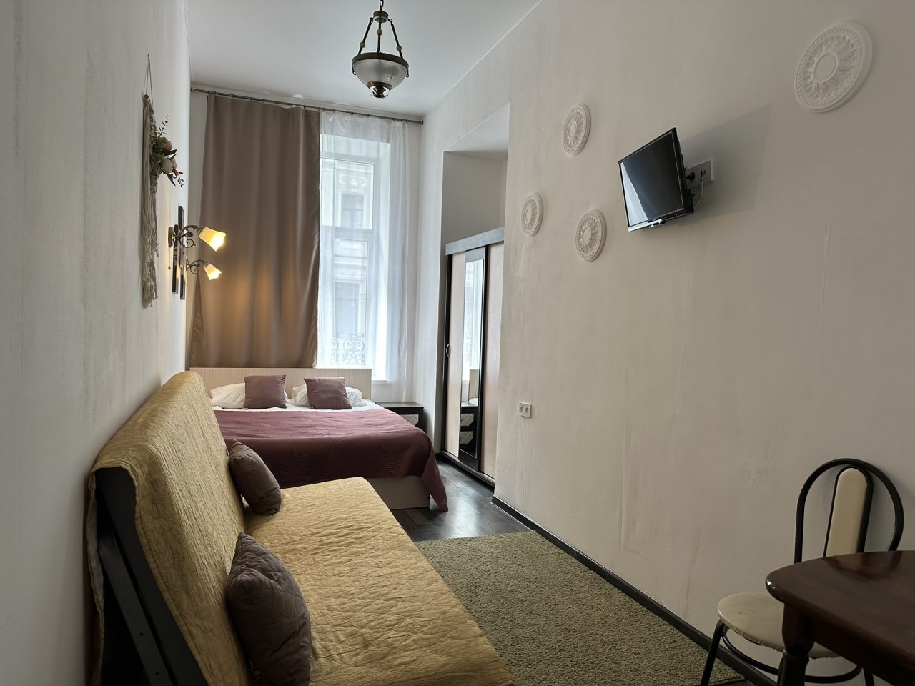 Семейный (Номер с видом на Невский проспект №6), Гостевой дом Boho Nevsky 132 Hotel