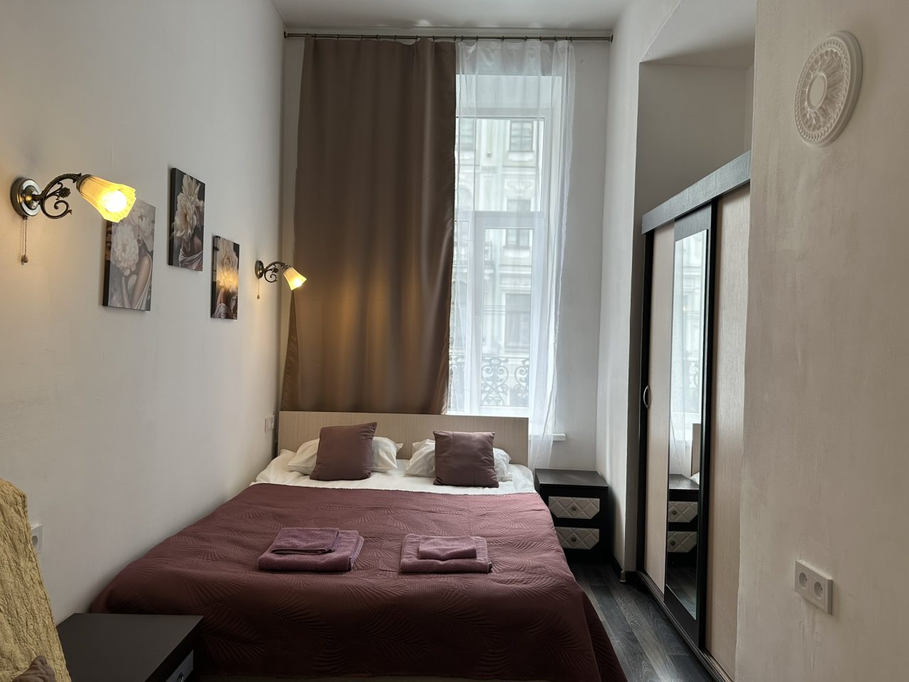 Семейный (Номер с видом на Невский проспект №6), Гостевой дом Boho Nevsky 132 Hotel