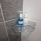 шампунь и гель для душа