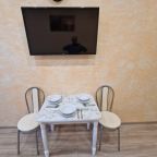 стол и посуда