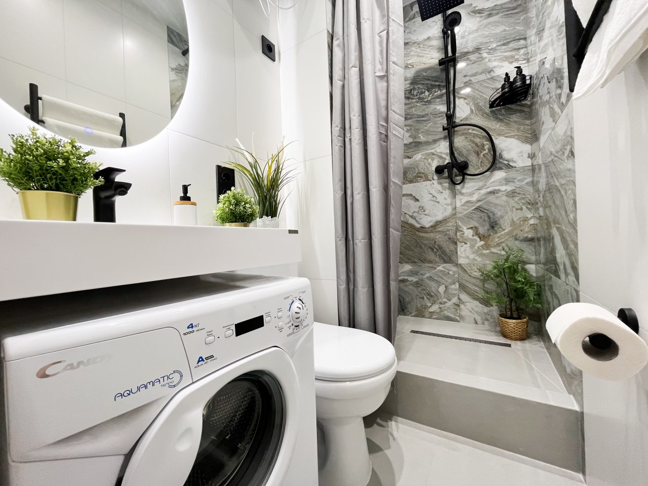 Апартаменты (В ЦЕНТРЕ со свежим ремонтом), Апартаменты Добрые квартиры на Соколова 68