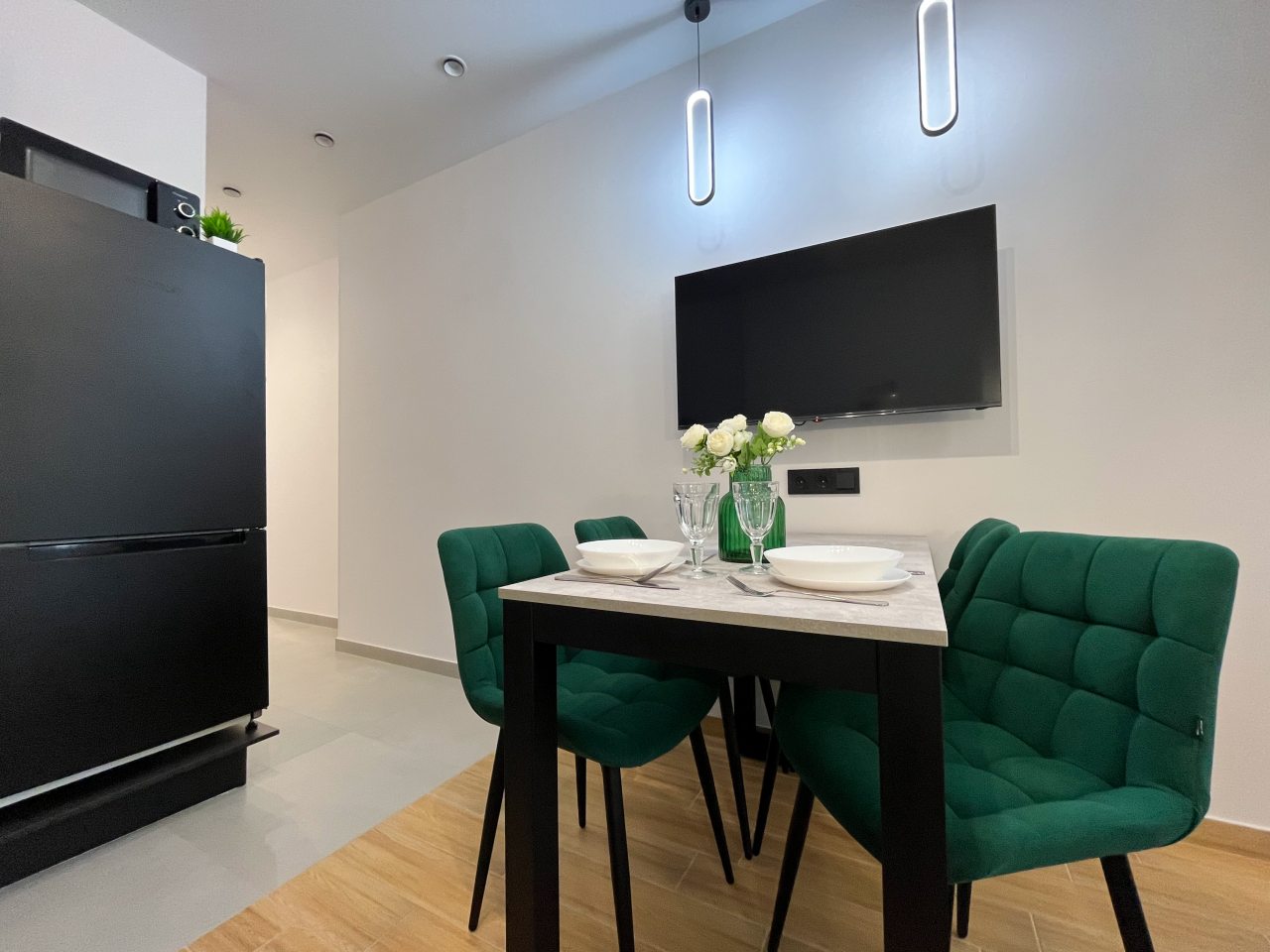 Апартаменты (В ЦЕНТРЕ со свежим ремонтом), Апартаменты Добрые квартиры на Соколова 68