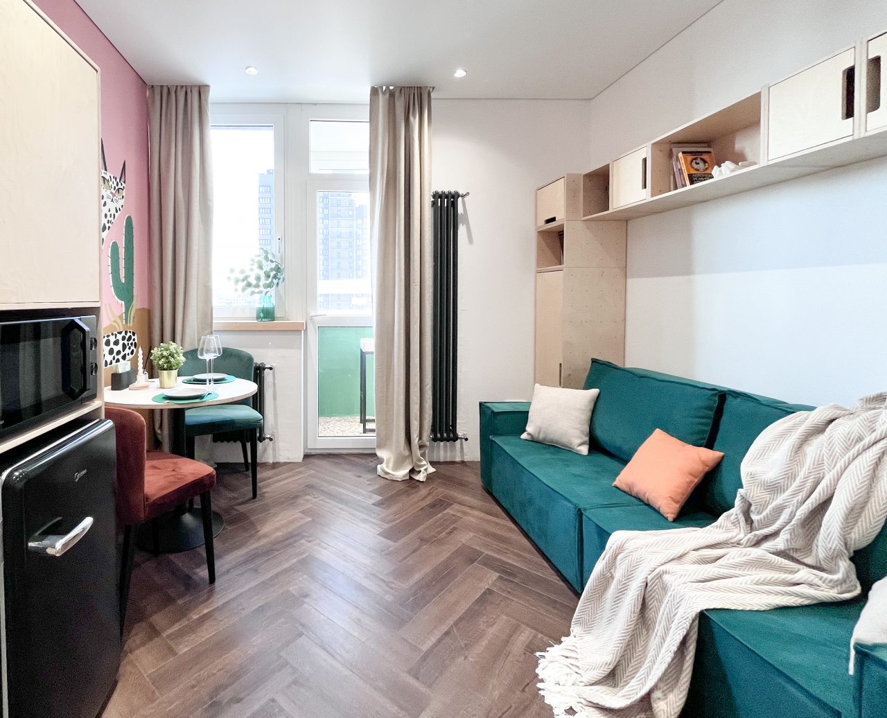 Апартаменты (Очаровательная студия с лоджией), Апартаменты Добрые квартиры на Соколова 68