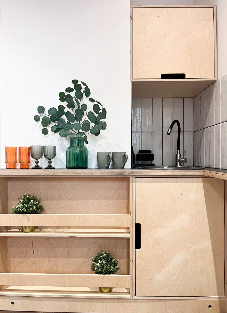 Апартаменты (Очаровательная студия с лоджией), Апартаменты Добрые квартиры на Соколова 68