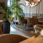 Cлужба room service, Отель SMILE