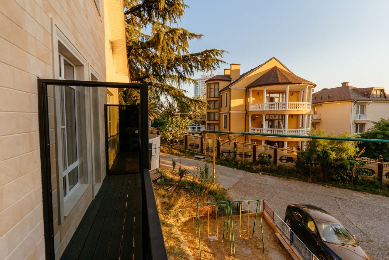 Апартаменты (Студия с балконом), Апарт-отель House