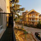 Апартаменты (Студия с балконом), Апарт-отель House