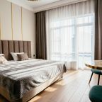 Апартаменты (Улучшенная студия с балконом #2), Апарт-отель House