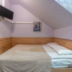 Трехместный (Улучшенный номер № 11), Hotel 812