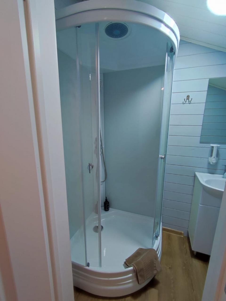 Трёхместный и более (Стандарт мансарда), База отдыха ПИХТА-ПАРК