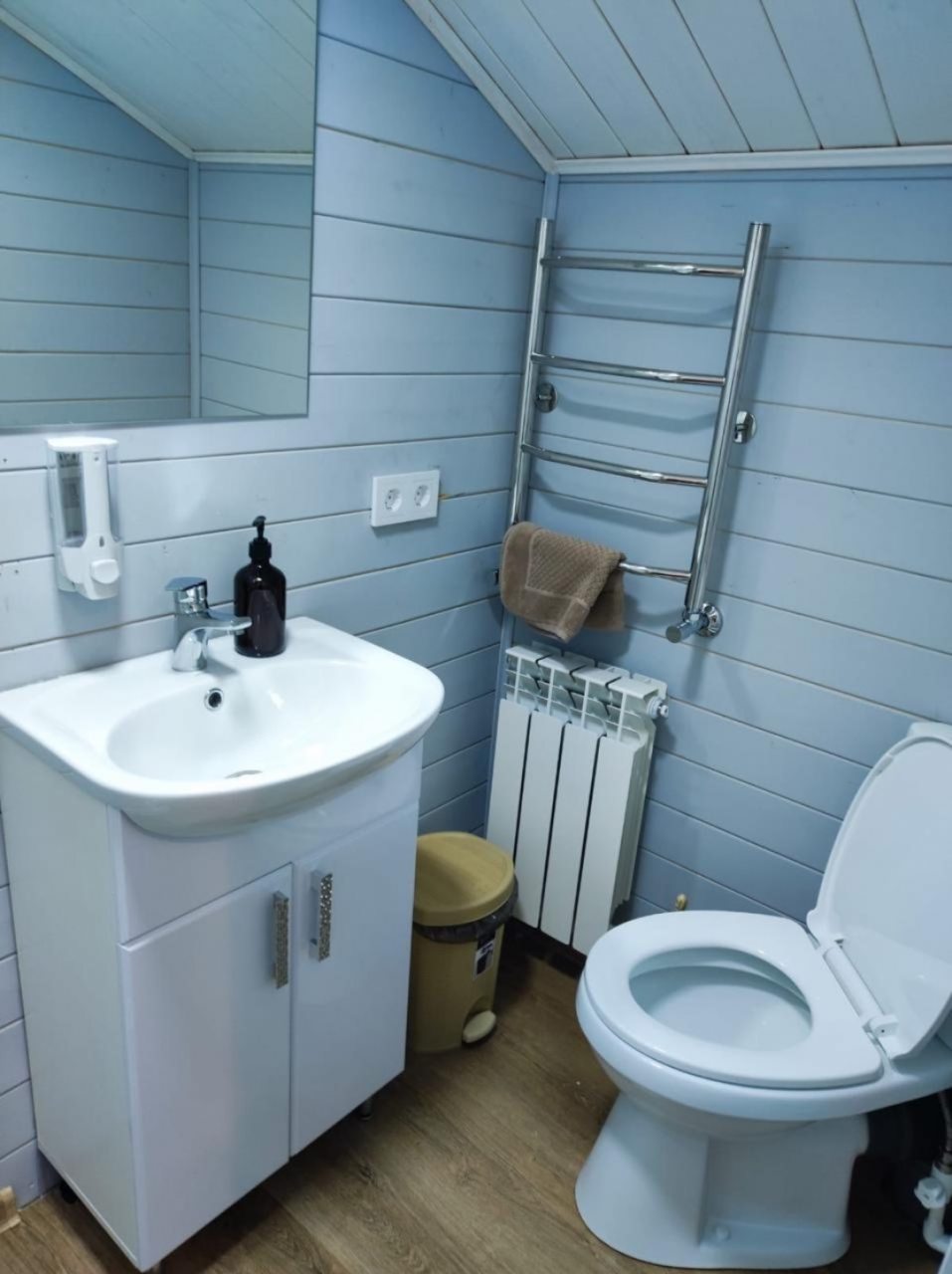 Трёхместный и более (Стандарт мансарда), База отдыха ПИХТА-ПАРК