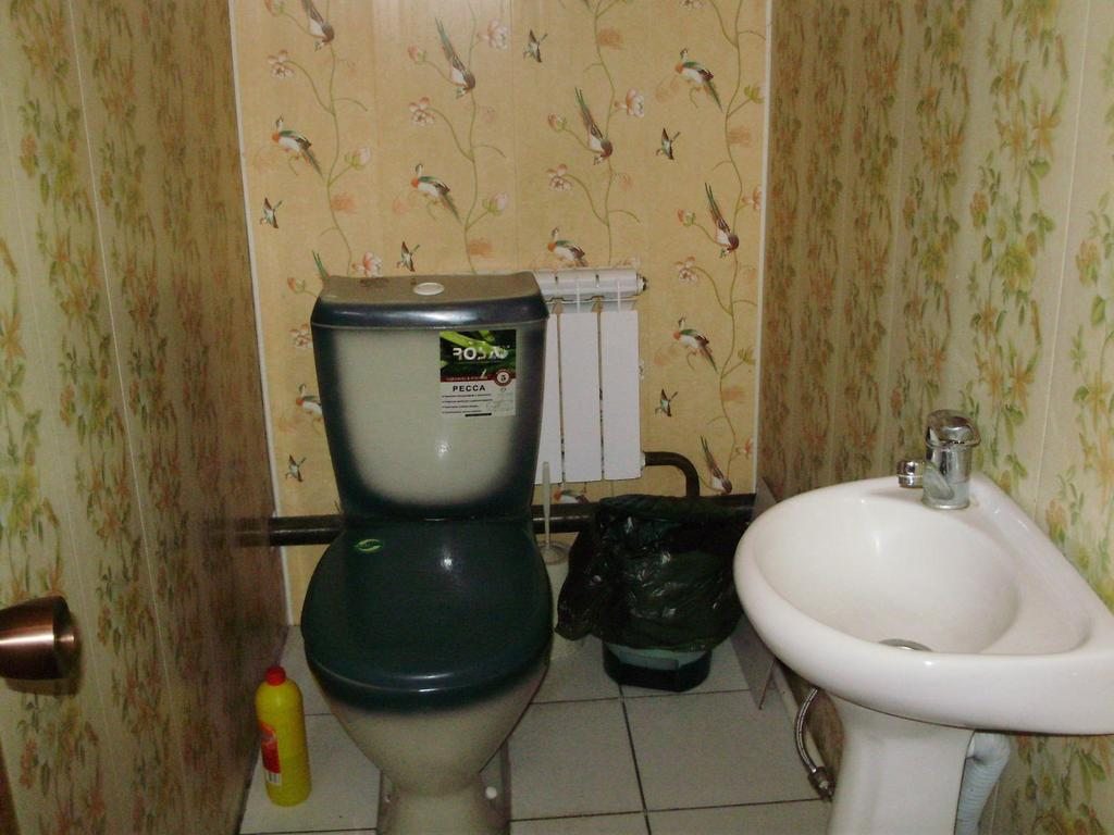 Двухместный (Двухместный номер эконом-класса с 2 отдельными кроватями) гостевого дома Легенда, Усть-Кокса