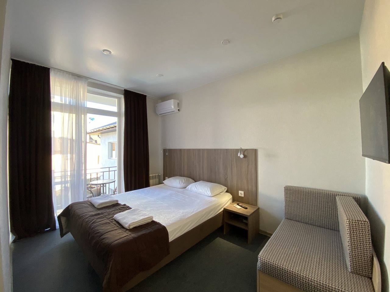 Стандарт с балконом