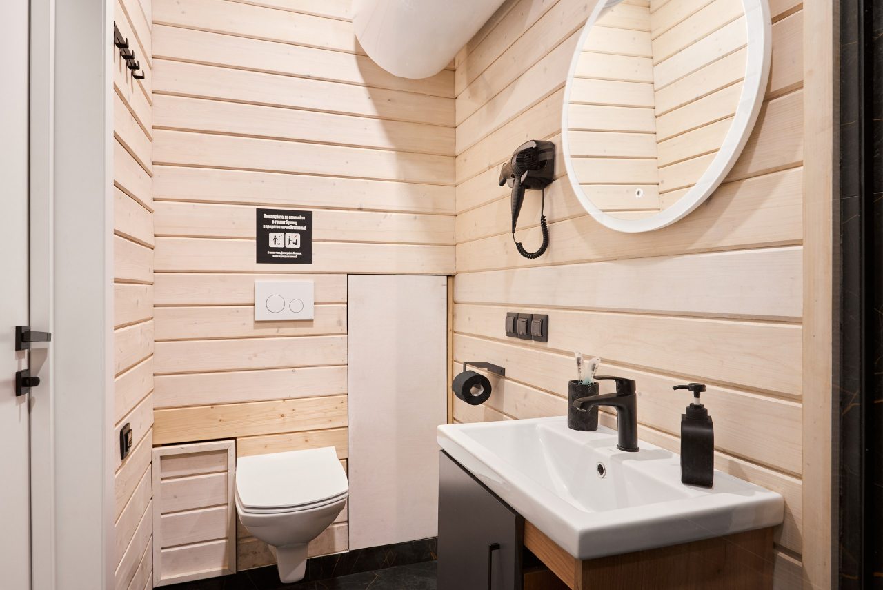 Коттедж (С одной спальней и баней (растопка бани и чана не включены в стоимость)), Коттедж Opushka house